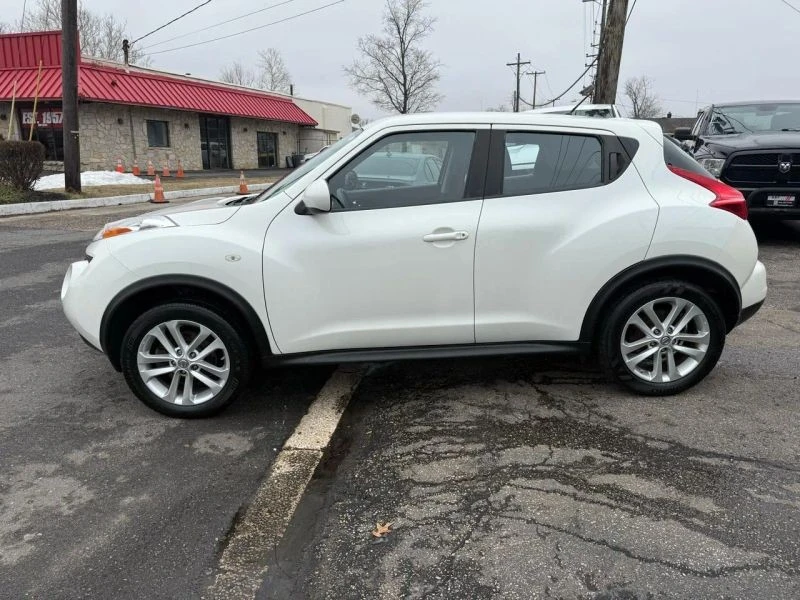 2013 Nissan Juke - Image 5 of 12
