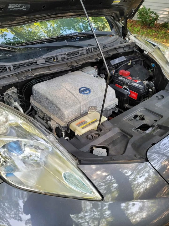 2013 Nissan Leaf - Image 9 of 10