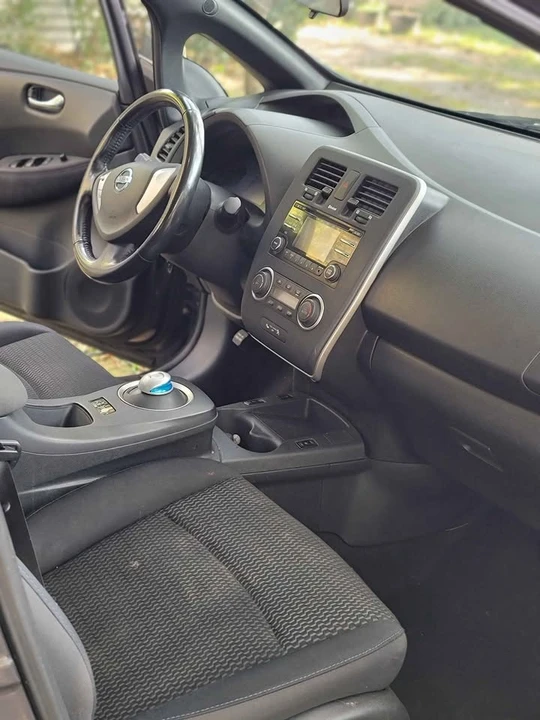 2013 Nissan Leaf - Image 4 of 10