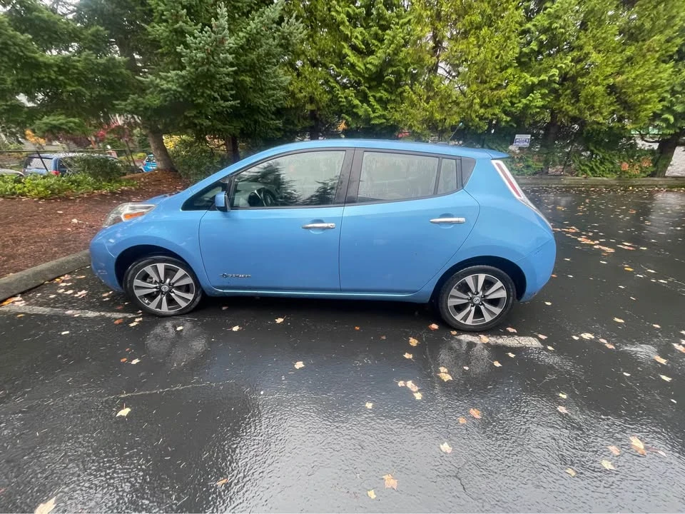 2013 Nissan Leaf - Image 4 of 10