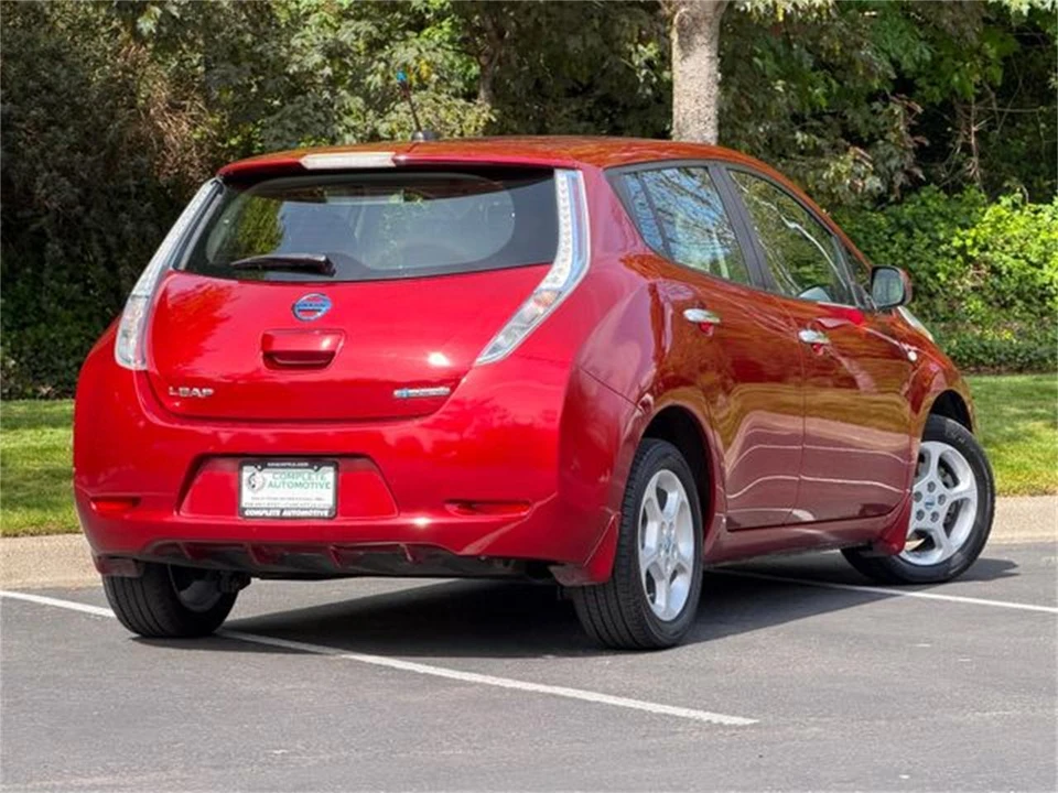 2013 Nissan Leaf - Image 2 of 31