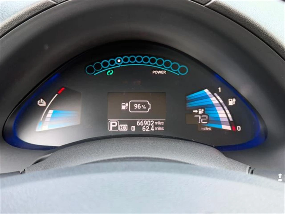 2013 Nissan Leaf - Image 30 of 31