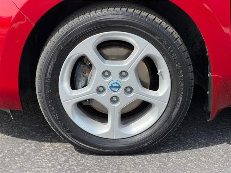 2013 Nissan Leaf - Image 12 of 31