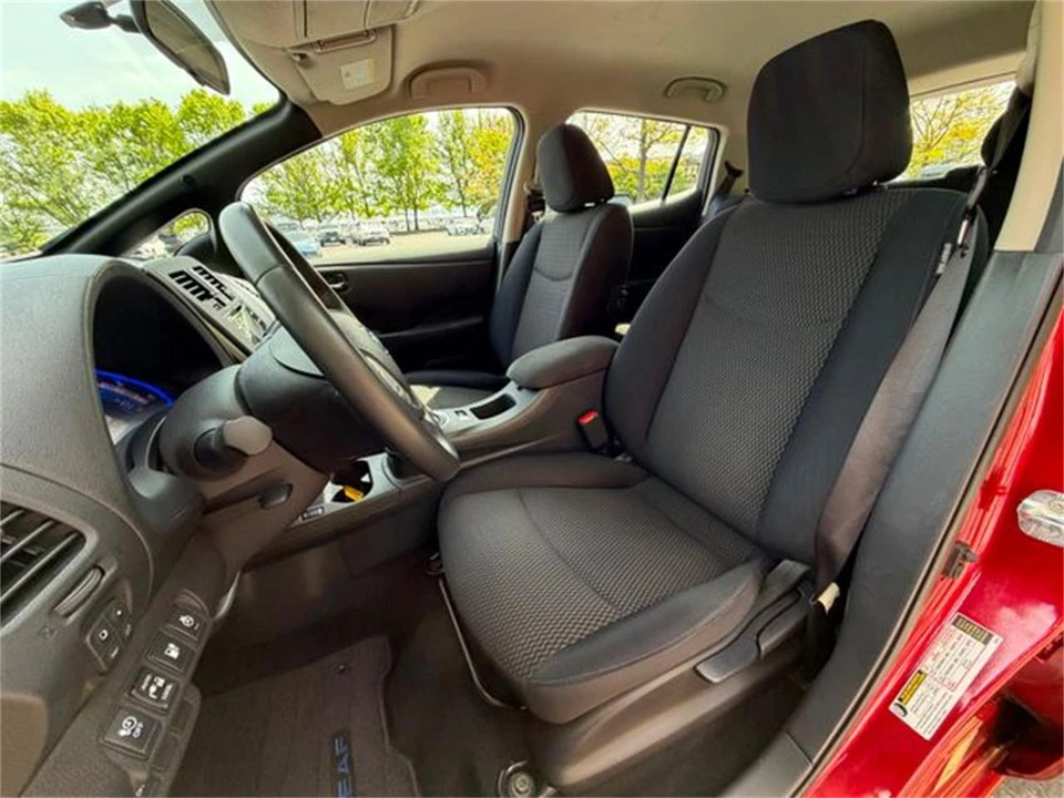 2013 Nissan Leaf - Image 18 of 31