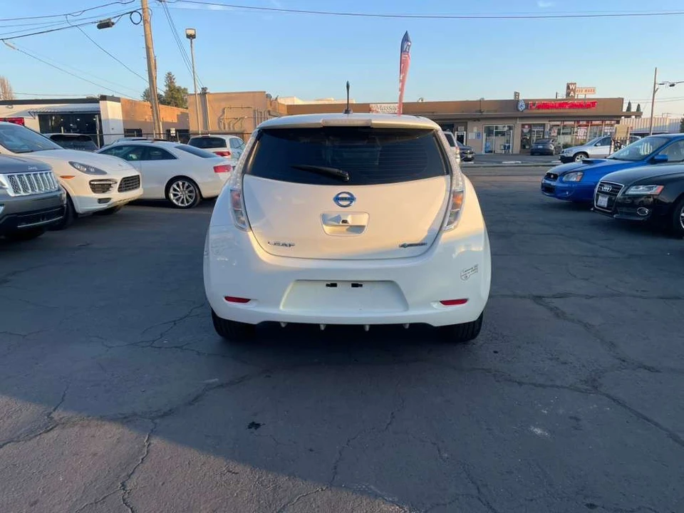2013 Nissan Leaf - Image 5 of 17