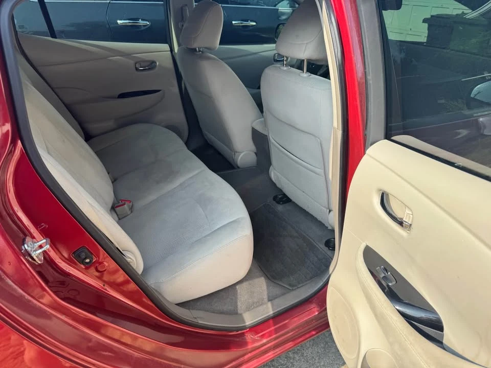 2013 Nissan Leaf - Image 11 of 13