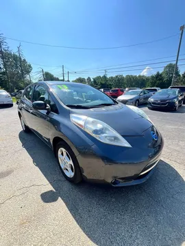 2013 Nissan LEAF S Hatchback 4D
