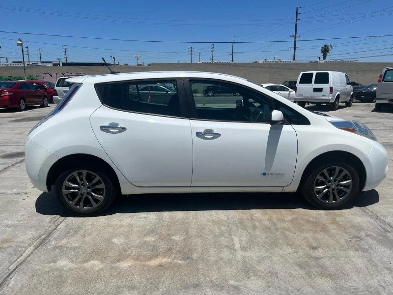 2013 Nissan Leaf - Image 2 of 13