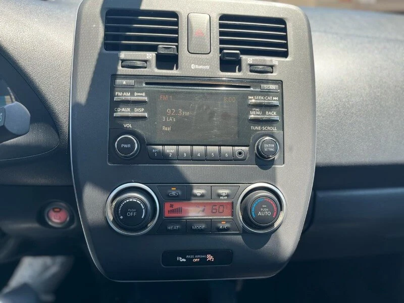 2013 Nissan Leaf - Image 11 of 13