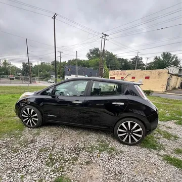 2013 Nissan LEAF · S PLUS Hatchback 4D