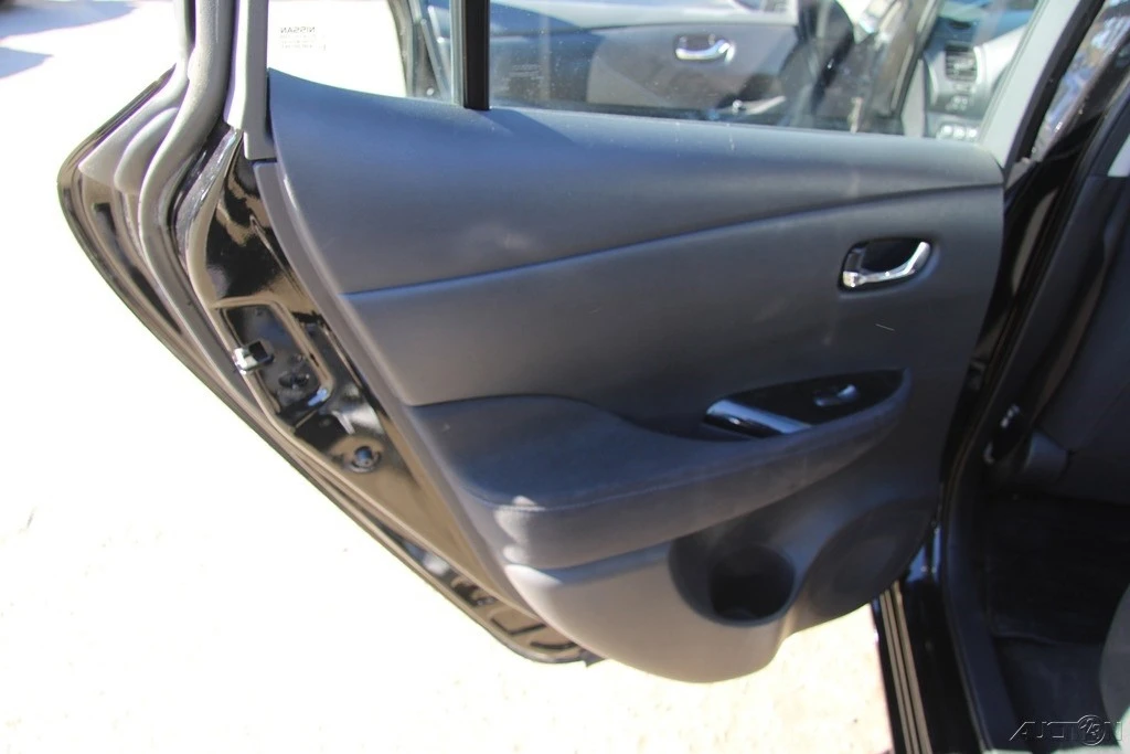 2013 Nissan Leaf - Image 19 of 21