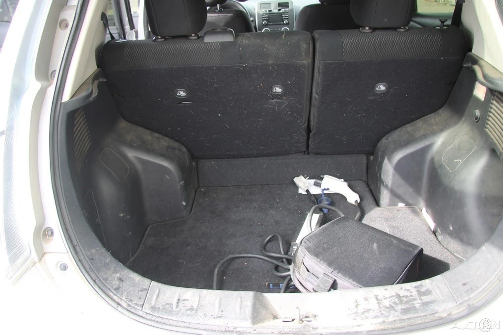 2013 Nissan Leaf - Image 20 of 21