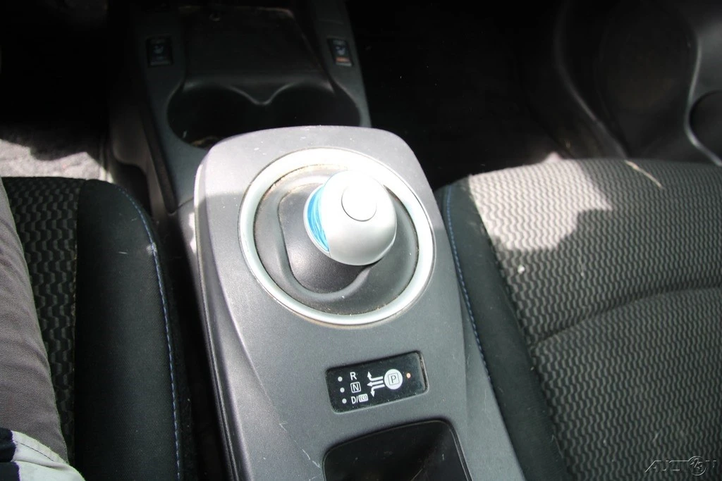 2013 Nissan Leaf - Image 17 of 21