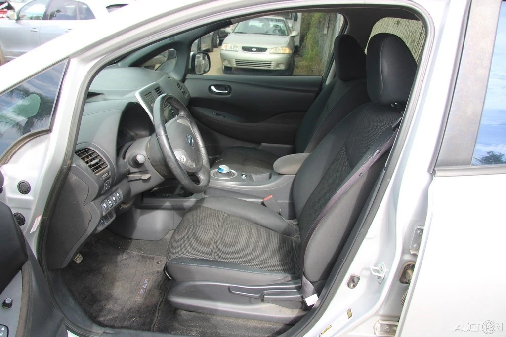 2013 Nissan Leaf - Image 12 of 21