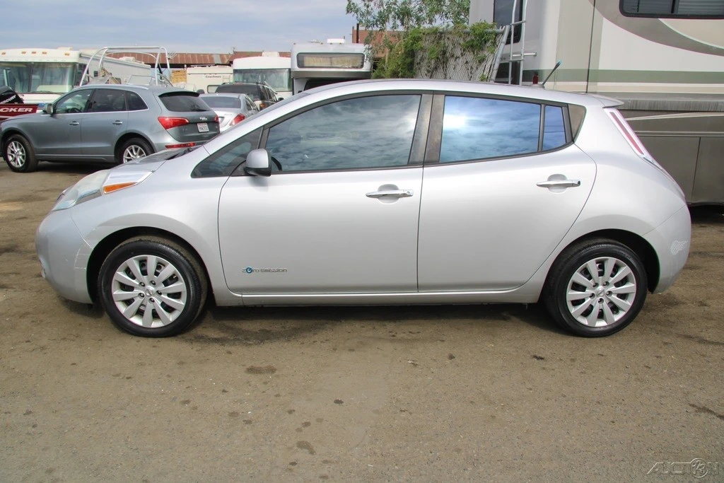 2013 Nissan Leaf - Image 3 of 21