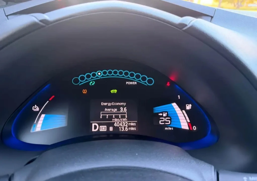 2013 Nissan Leaf - Image 6 of 9