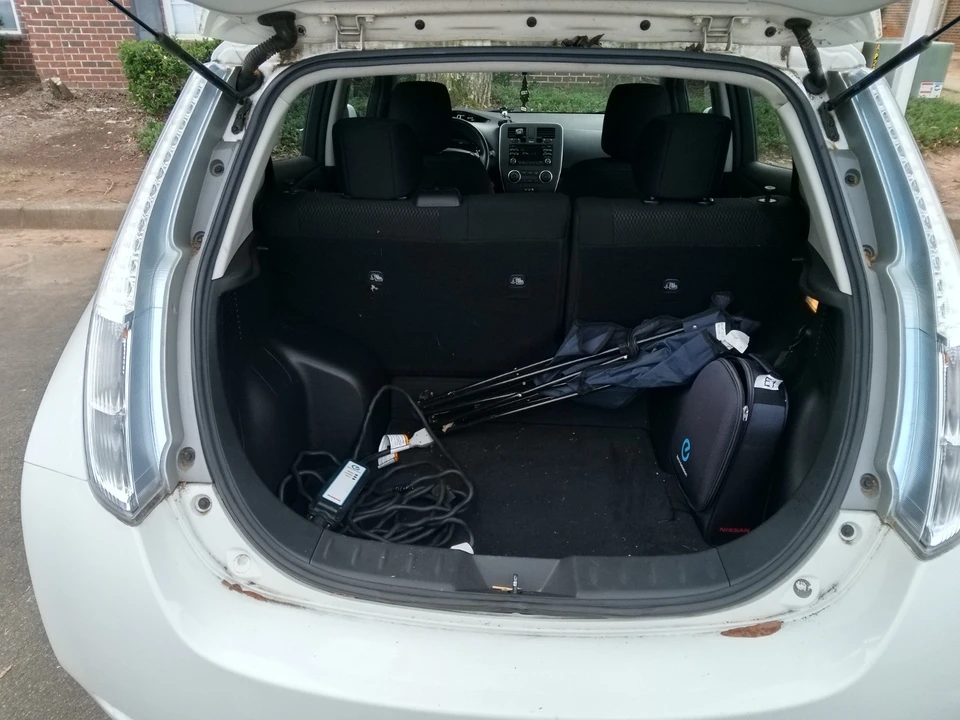 2013 Nissan Leaf - Image 16 of 19