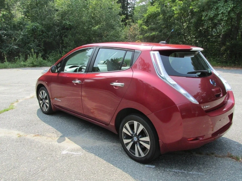 2013 Nissan Leaf - Image 3 of 17