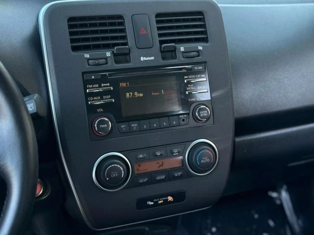 2013 Nissan Leaf - Image 18 of 21