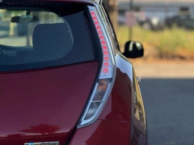 2013 Nissan Leaf - Image 8 of 21