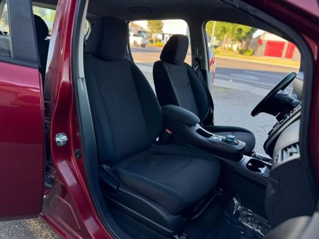2013 Nissan Leaf - Image 11 of 21
