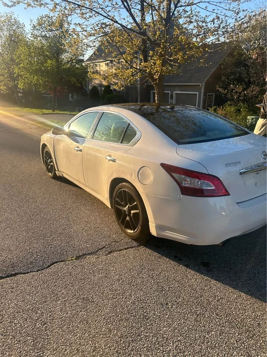 2013 Nissan Maxima 7th Gen - Image 2 of 9