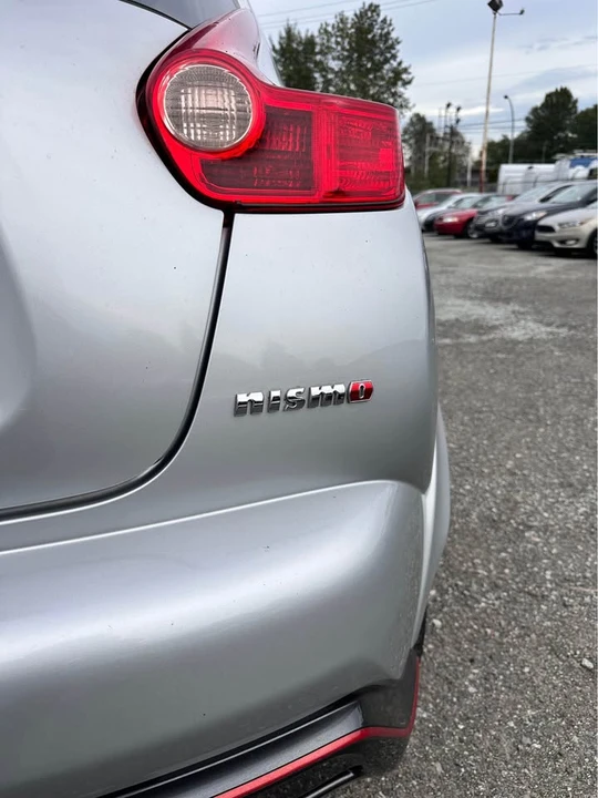 2013 Nissan Juke - Image 11 of 19