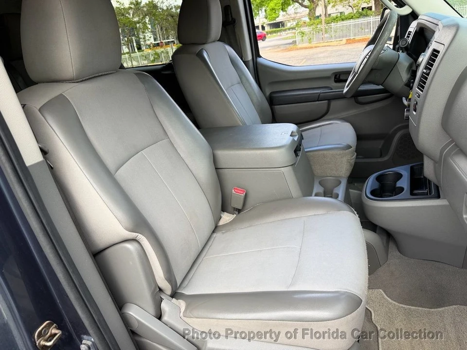 2013 Nissan NV3500 - Image 10 of 12