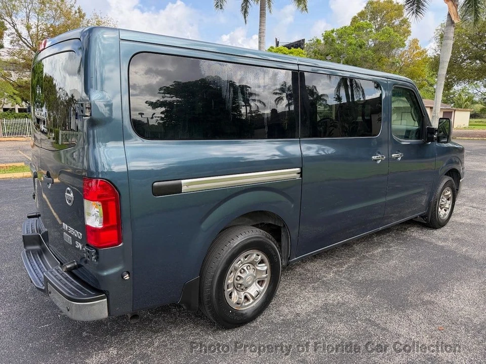 2013 Nissan NV3500 - Image 4 of 12