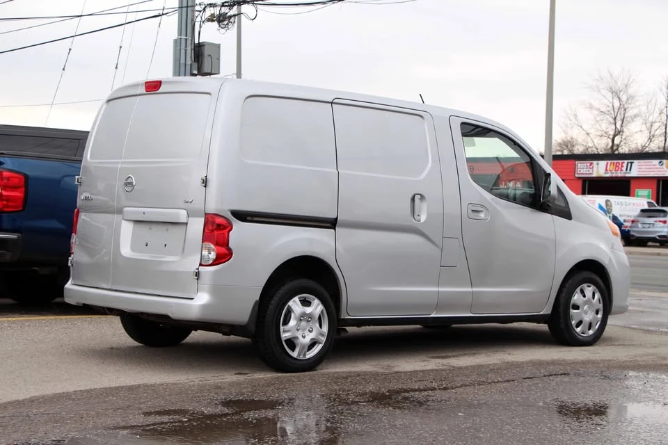 2013 Nissan NV - Image 5 of 20