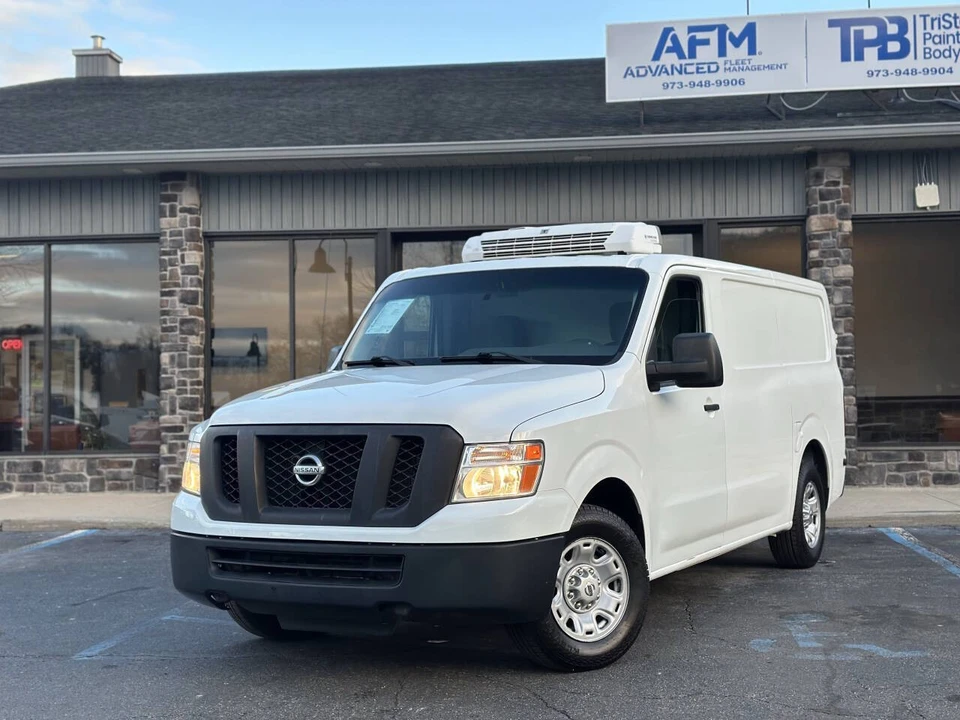 2013 Nissan NV2500 - Image 2 of 21