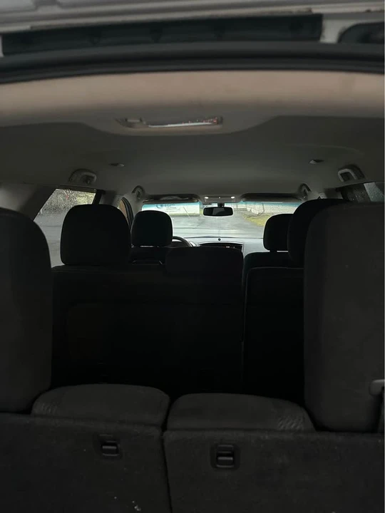 2013 Nissan Pathfinder 4th Gen - Image 2 of 9