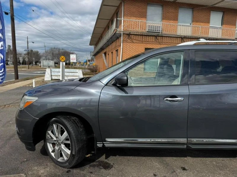 2013 Nissan Pathfinder 4th Gen - Image 7 of 12