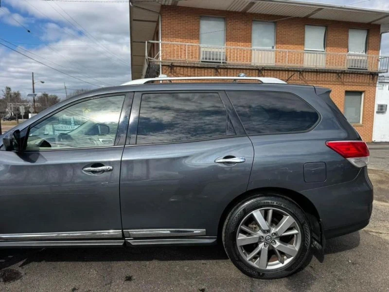 2013 Nissan Pathfinder 4th Gen - Image 9 of 12