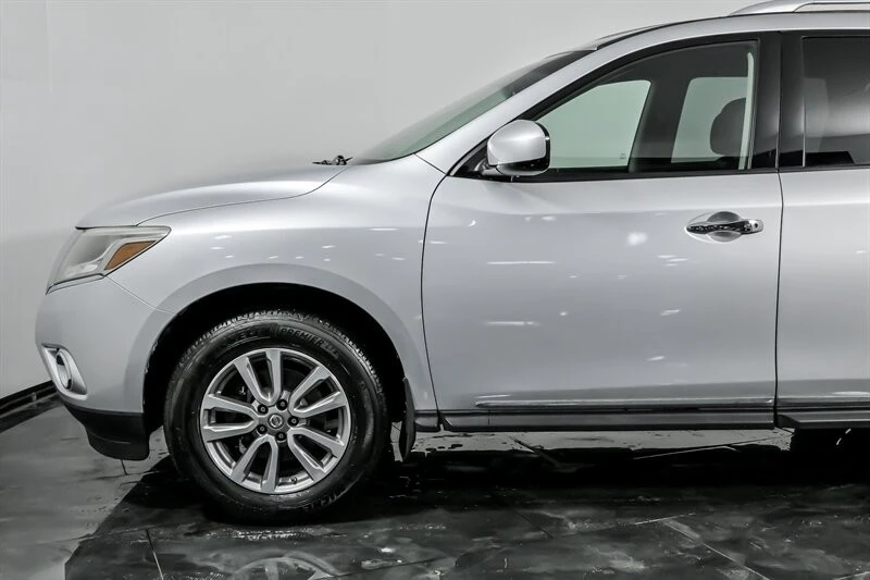 2013 Nissan Pathfinder 4th Gen - Image 6 of 21