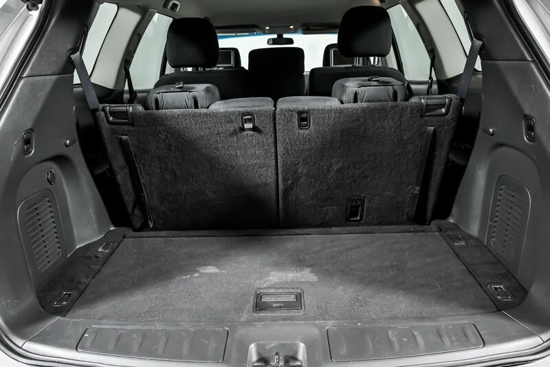 2013 Nissan Pathfinder 4th Gen - Image 13 of 21