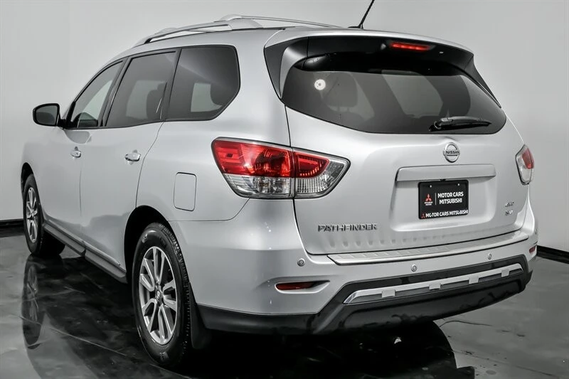 2013 Nissan Pathfinder 4th Gen - Image 8 of 21