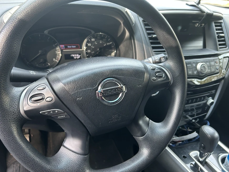 2013 Nissan Pathfinder 4th Gen - Image 8 of 10