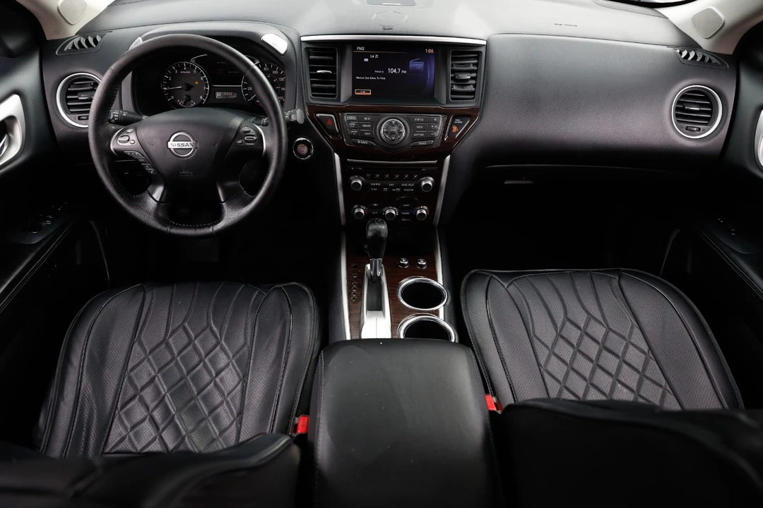 2013 Nissan Pathfinder 4th Gen - Image 2 of 12