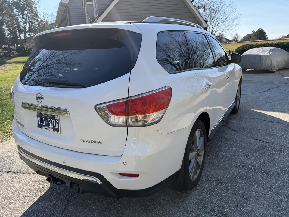 2013 Nissan Pathfinder 4th Gen - Image 3 of 12