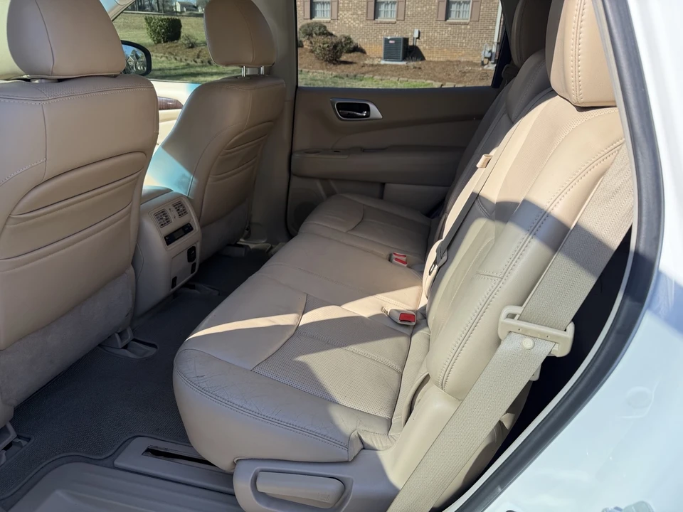 2013 Nissan Pathfinder 4th Gen - Image 7 of 12