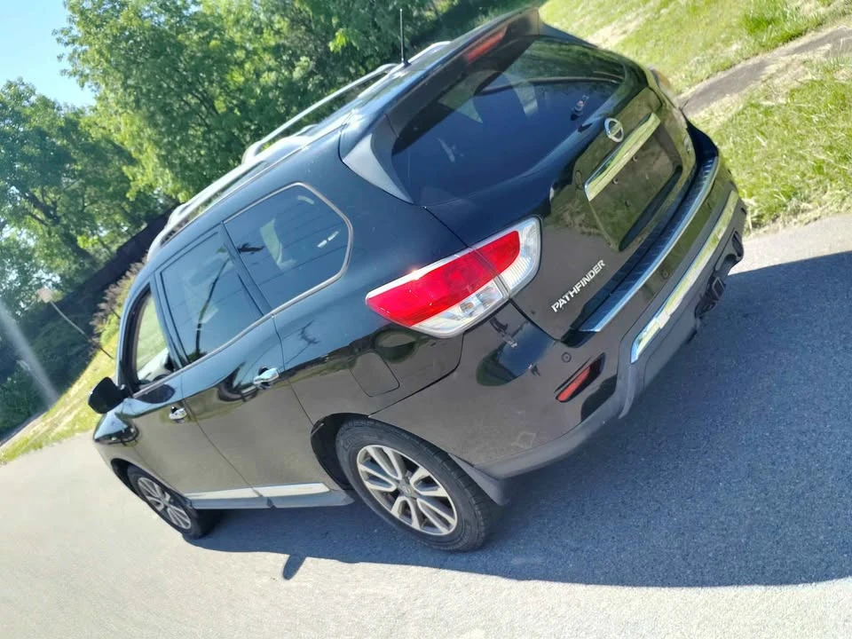 2013 Nissan Pathfinder 4th Gen - Image 4 of 8