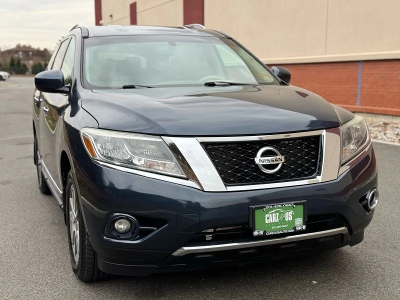 2013 Nissan Pathfinder 4th Gen - Image 4 of 12