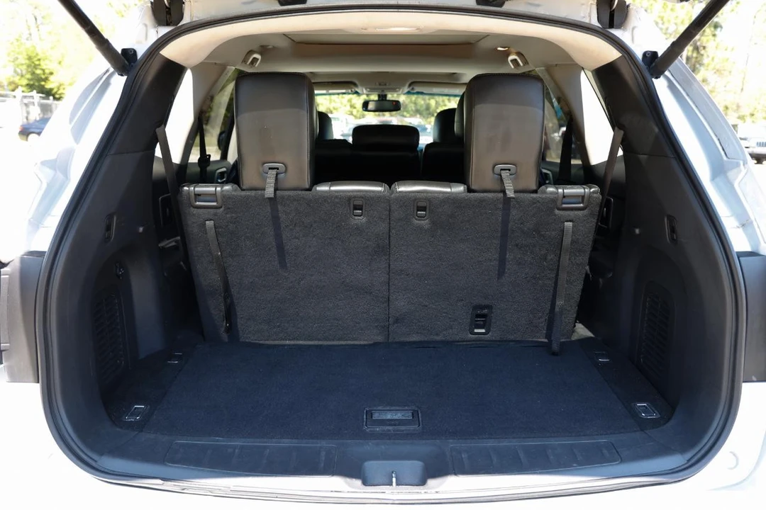 2013 Nissan Pathfinder 4th Gen - Image 25 of 31