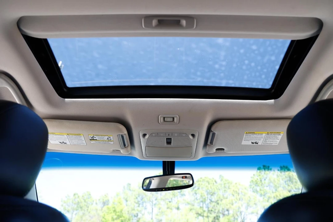 2013 Nissan Pathfinder 4th Gen - Image 22 of 31