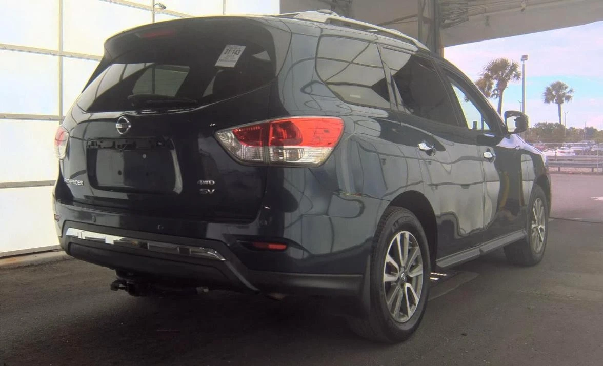 2013 Nissan Pathfinder 4th Gen - Image 4 of 14