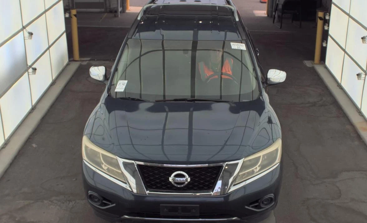 2013 Nissan Pathfinder 4th Gen - Image 2 of 14