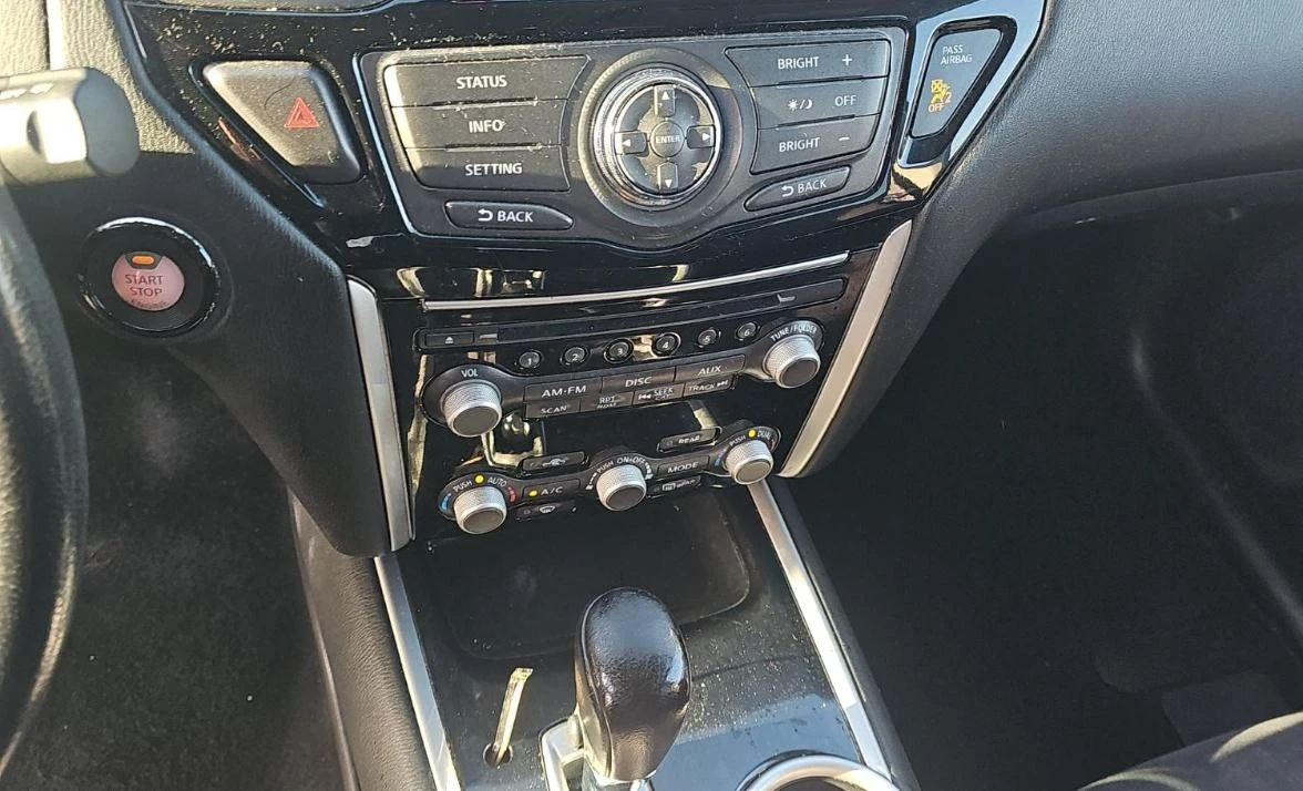 2013 Nissan Pathfinder 4th Gen - Image 11 of 14