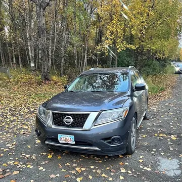 2013 Nissan Pathfinder SV Sport Utility 4D
