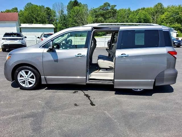 2013 Nissan Quest - Image 4 of 15